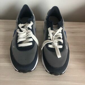 Gradeschool boy Nike Waffle One